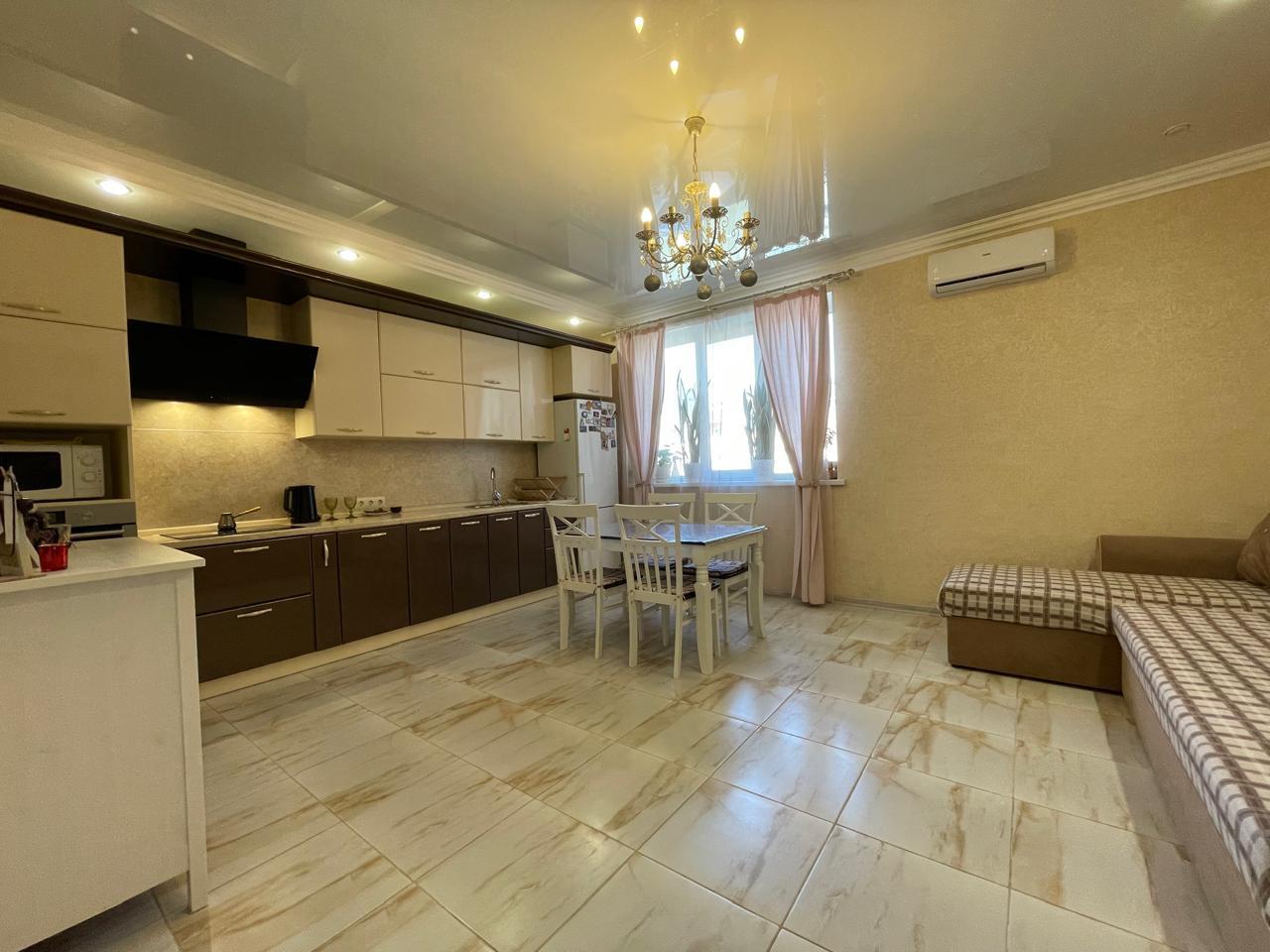 Фото №13: 2-комнатная квартира 65 м² - Краснодар, ул. Сахалинская, 12