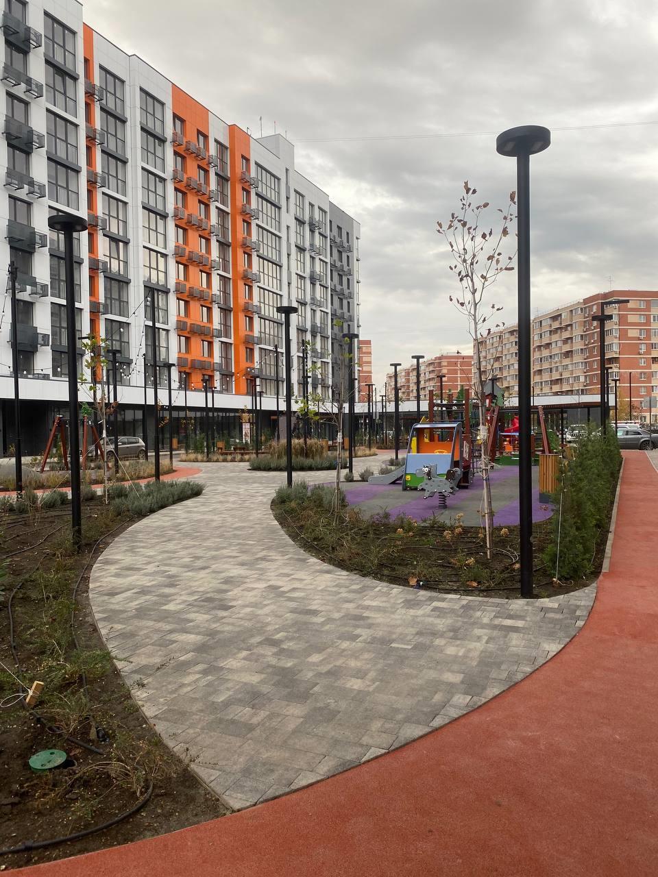 Фото №1: 1-комнатная квартира 41 м² - Краснодар, Прикубанский внутригородской округ, мкр. жилой комплекс Друзья, ул. имени Б.С. Кудухова, 1к1