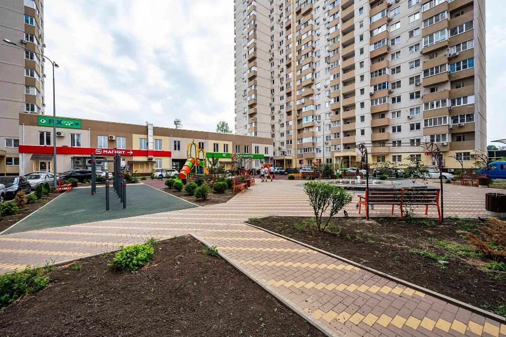 Фото №2: 2-комнатная квартира 56 м² - Краснодар, Карасунский внутригородской округ, мкр. Камвольно-суконный Комбинат, ул. Магистральная, 11к3