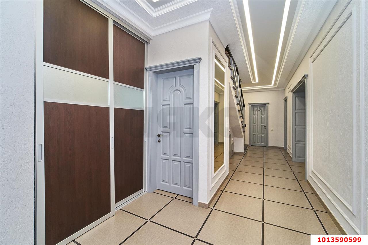 Фото №12: Дом 198 м² + 4 сот. - Краснодар, ул. Ивана Кожедуба, 32/1