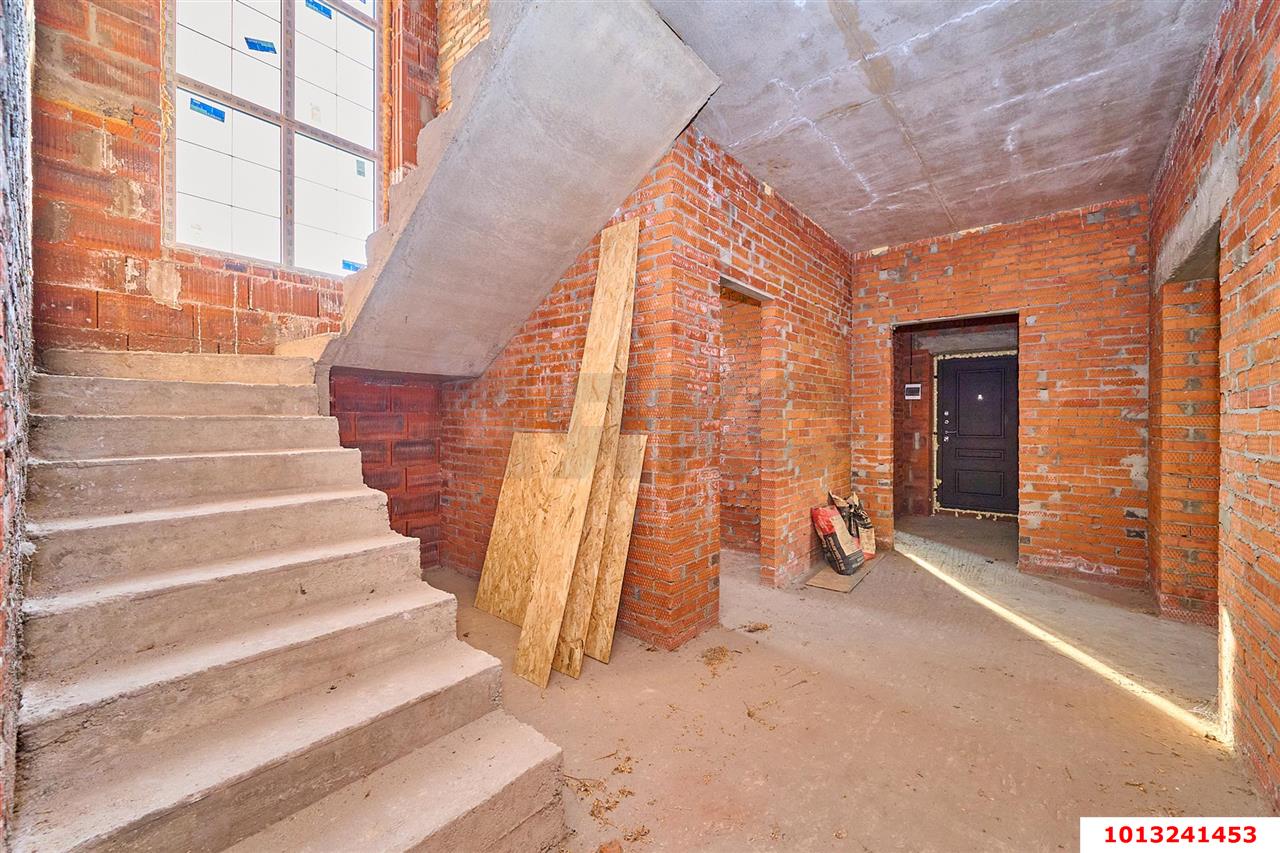 Фото №7: Дом 236 м² + 6.65 сот. - Краснодар, Прикубанский внутригородской округ, п. коттеджный  Кореновская Усадьба, ул. Лиговская