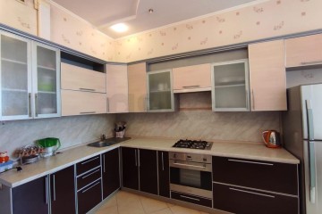 Фото №1: 1-комнатная квартира 54 м² - Краснодар, мкр. Прикубанский внутригородской округ, ул. Городская, 18