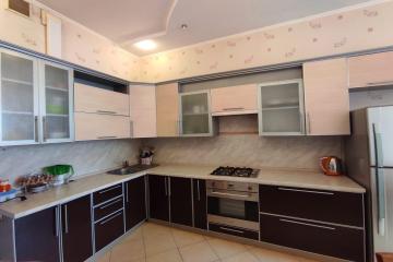 Фото №1: 1-комнатная квартира 54 м² - Краснодар, мкр. Прикубанский внутригородской округ, ул. Городская, 18