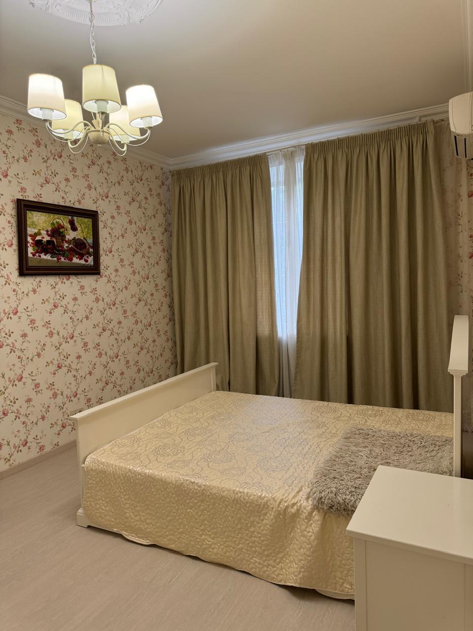 Фото №17: 3-комнатная квартира 86 м² - Краснодар, ул. Красноармейская, 1