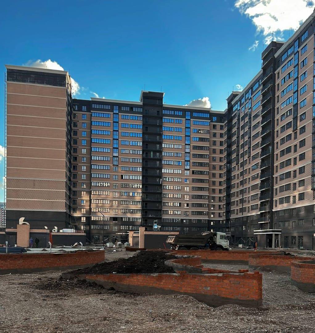 Фото №1: 1-комнатная квартира 42 м² - Краснодар, ул. Западный Обход, 65/2