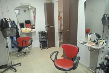 Фото №1: Торговое помещение 37 м² - Краснодар, мкр. Музыкальный, ул. имени Сергея Есенина, 127/2