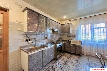 Фото №1: Дом 241 м² - Краснодар, мкр. Завод Радиоизмерительных Приборов, ул. имени Г.М. Плотниченко, 12