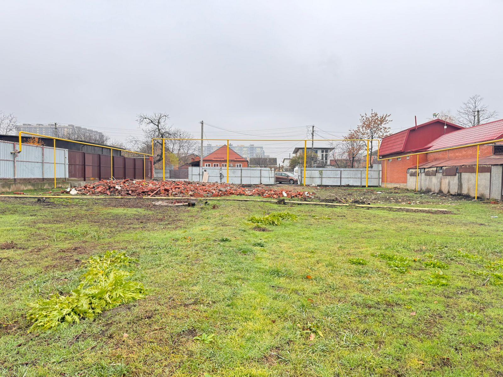 Фото №4: Коммерция 25 м² - Краснодар, ул. 1 Мая, 482