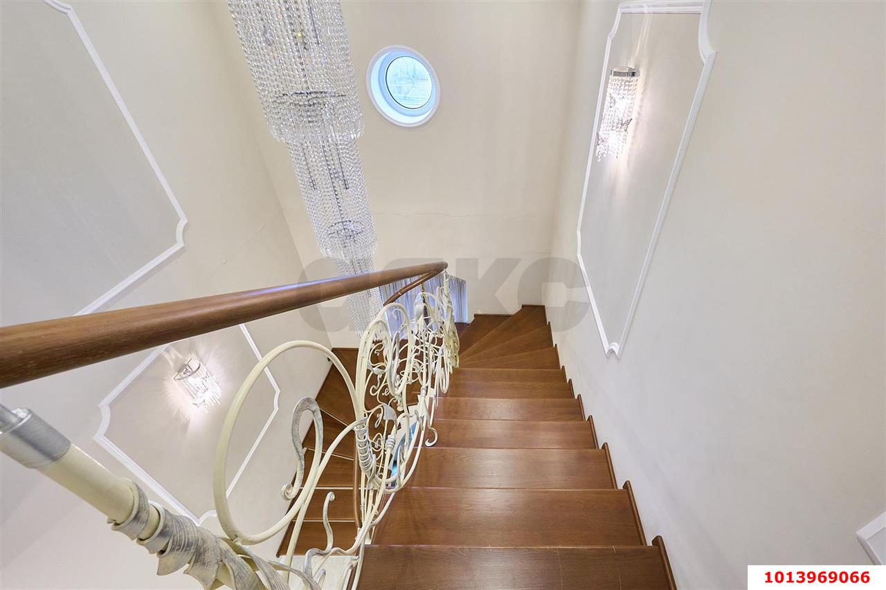 Фото №11: Дом 270 м² + 6 сот. - Краснодар, Табачная Фабрика, ул. 1 Мая, 43