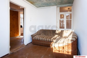 Фото №1: 2-комнатная квартира 38 м² - Краснодар, мкр. Центральный, ул. Коммунаров, 228