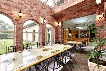 Фото №3: Дом 530 м² - Афипсип, мкр. жилой комплекс Ставропольский, ул. Шапсугская Дамба, 43