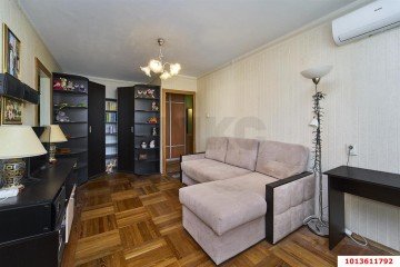 Фото №3: 2-комнатная квартира 49 м² - Краснодар, мкр. Гидростроителей, ул. имени Дмитрия Благоева, 4
