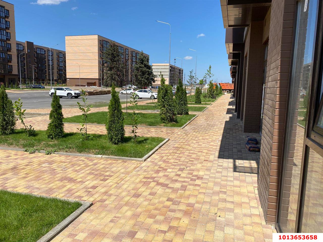 Фото №4: Коммерция 97 м² - Южный, мкр. жилой комплекс История-2, ул. Екатерининская, 3к1