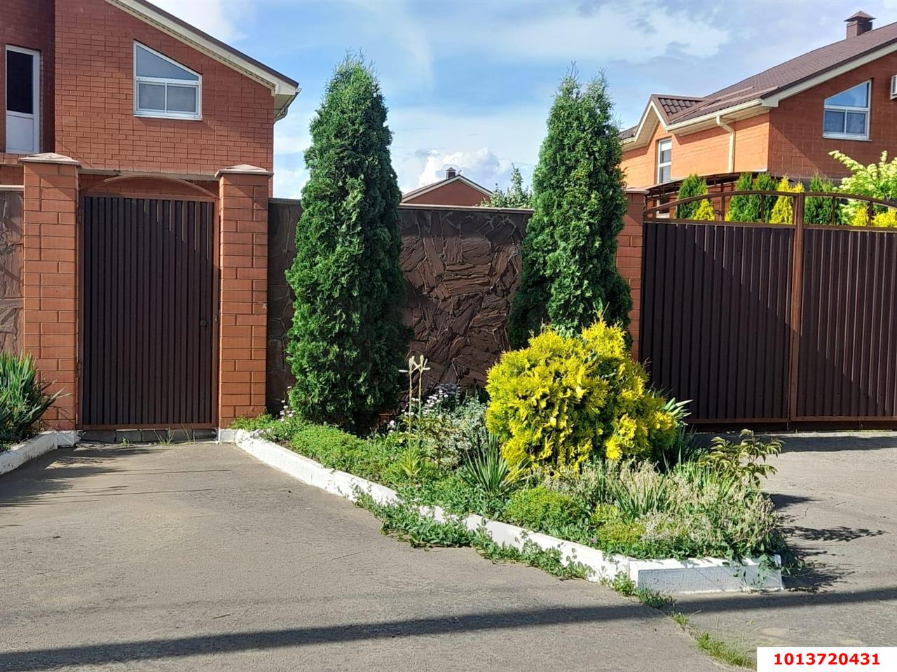 Фото №1: Дом 131 м² + 6.18 сот. - Пригородный, Карасунский внутригородской округ, мкр. Алтайский, ул. Победы, 21