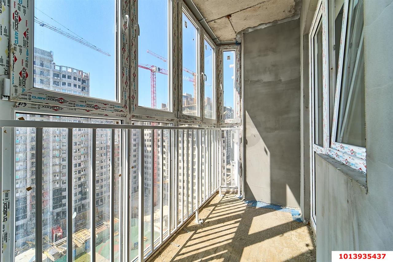 Фото №1: 1-комнатная квартира 43 м² - Краснодар, жилой комплекс Кино, ул. Уральская, 100