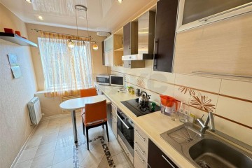 Фото №1: 1-комнатная квартира 35 м² - Краснодар, мкр. Сельскохозяйственный Институт, ул. Алма-Атинская, 2/5