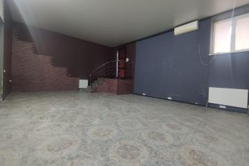 Фото №3: Коммерция 90 м² - Краснодар, мкр. Музыкальный, ул. имени Сергея Есенина, 82