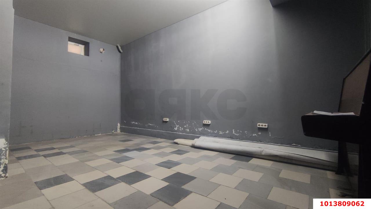 Фото №5: Торговое помещение 90 м² - Краснодар, Музыкальный, ул. имени Сергея Есенина, 82