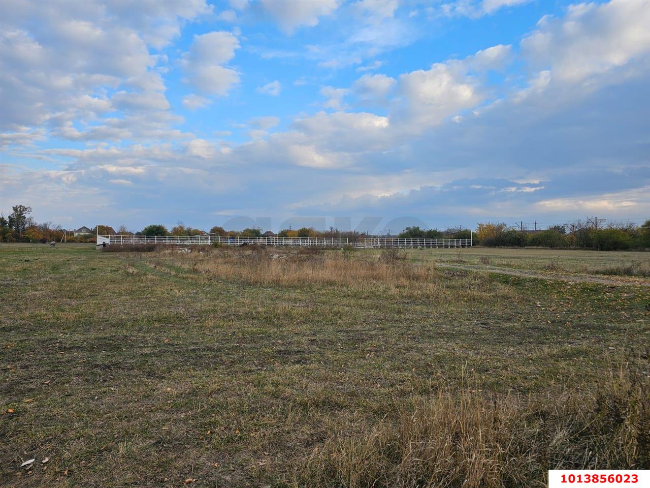 Фото №2: Земельный участок 4.56 сот. - Южный