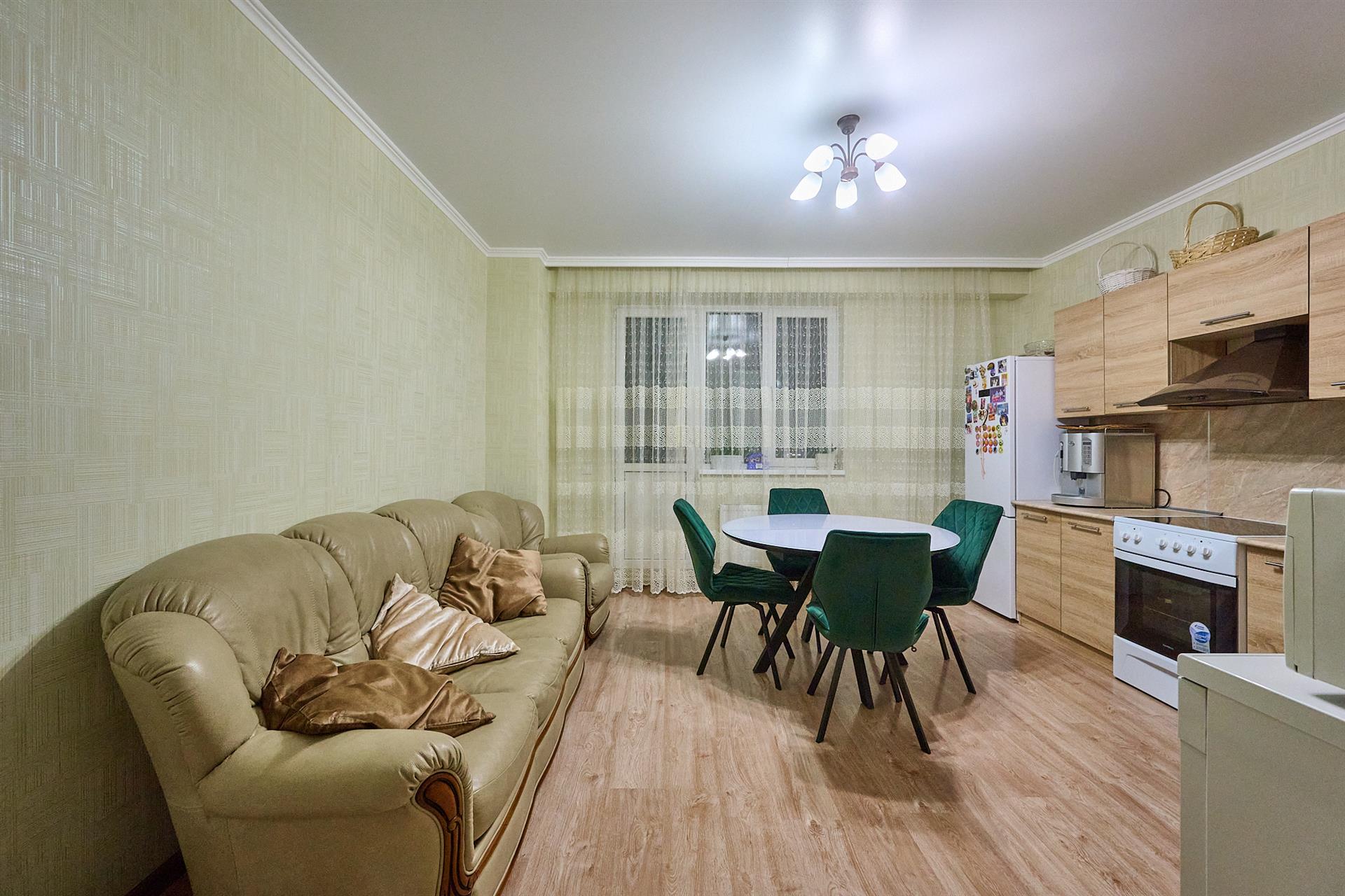 Фото №2: 3-комнатная квартира 122 м² - Краснодар, мкр. Западный внутригородской округ, ул. имени Калинина