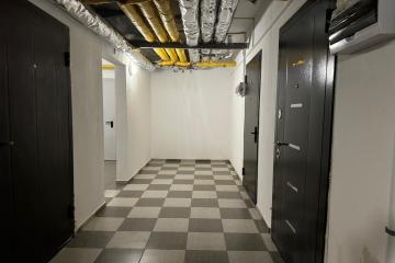 Фото №2: Коммерция 18 м² - Краснодар, мкр. жилой комплекс Квартал № 6, ул. имени Героя Советского Союза Якова Кобзаря, 2