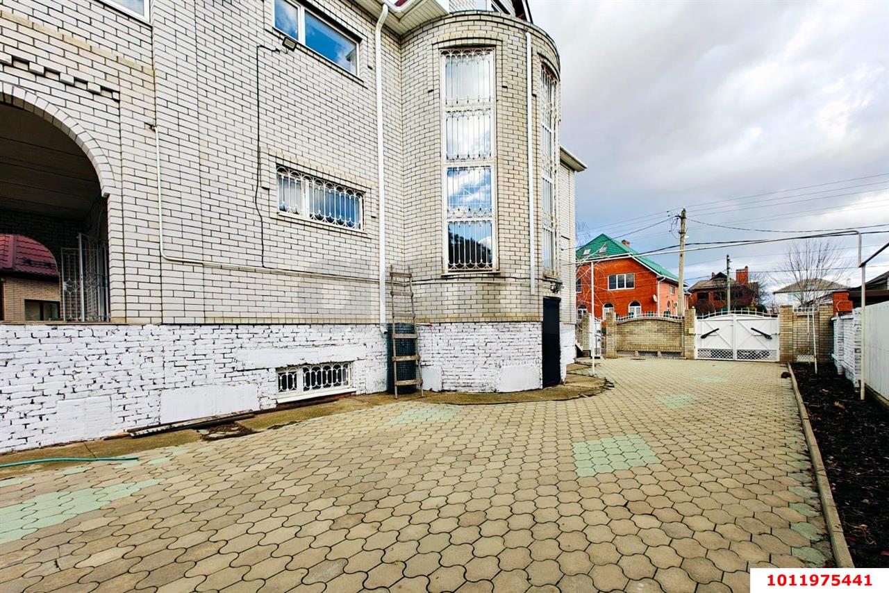 Фото №3: Дом 375 м² + 8 сот. - Краснодар, Музыкальный, ул. Якова Жарко, 15