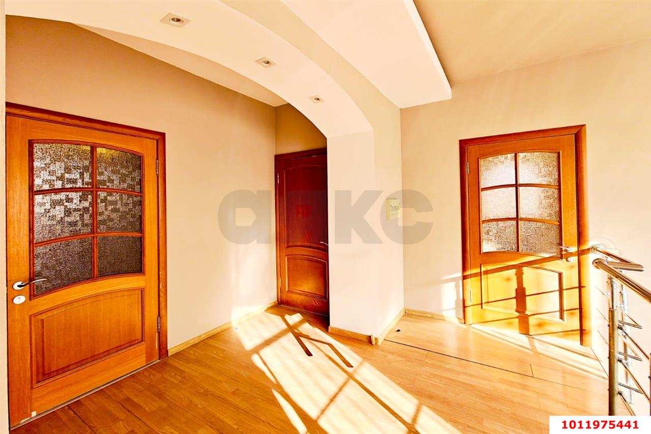 Фото №13: Дом 375 м² + 8 сот. - Краснодар, Прикубанский внутригородской округ, мкр. Музыкальный, ул. Якова Жарко, 15