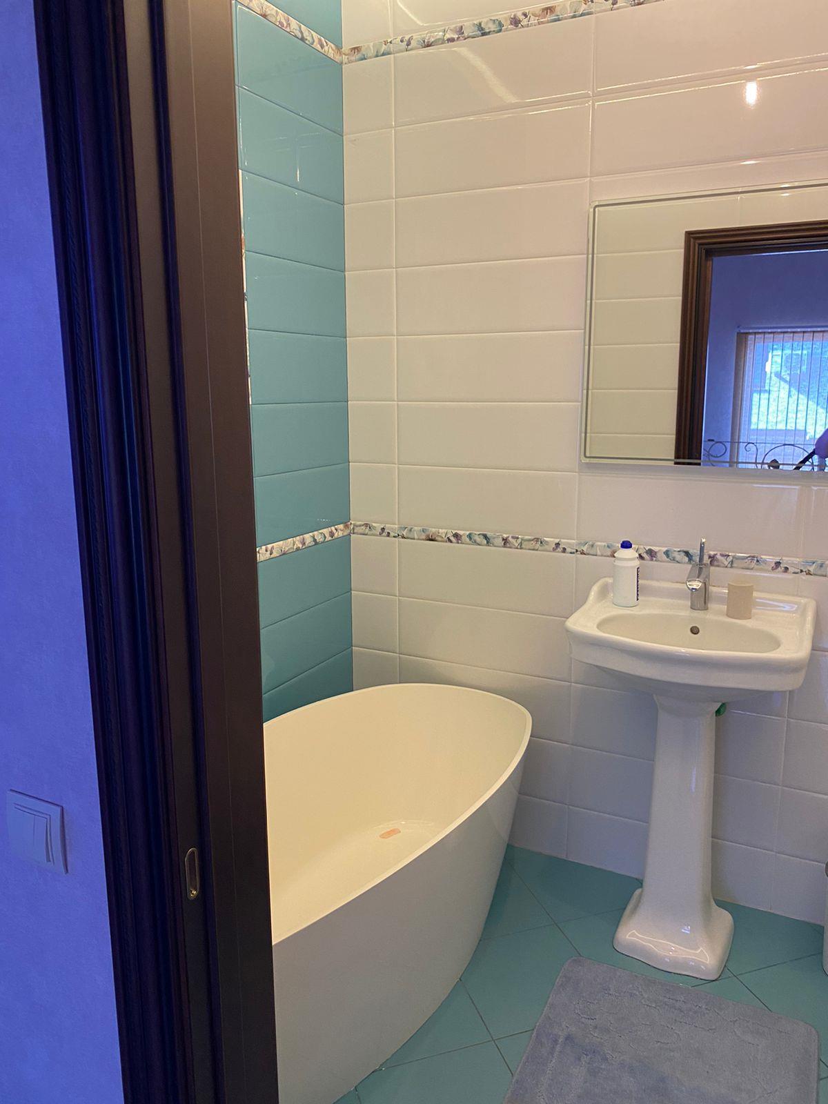 Фото №12: Дом 128 м² + 3.9 сот. - Южный, ул. Строителей, 20