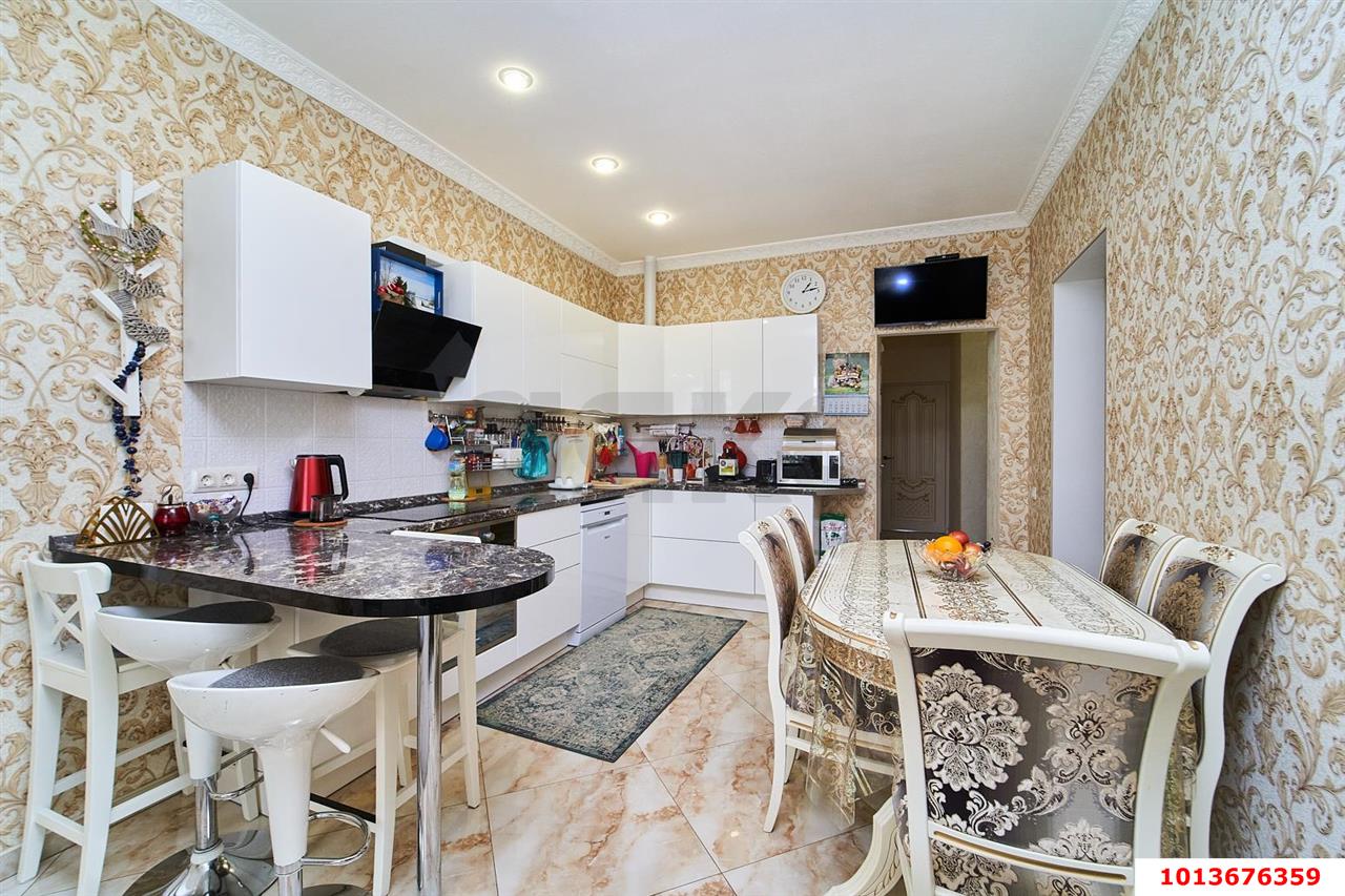 Фото №12: 4-комнатная квартира 135 м² - Краснодар, Фестивальный, ул. Сергея Михалёва, 2А