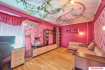 Фото №1: 4-комнатная квартира 104 м² - Краснодар, мкр. Гидростроителей, ул. Трудовой Славы, 38