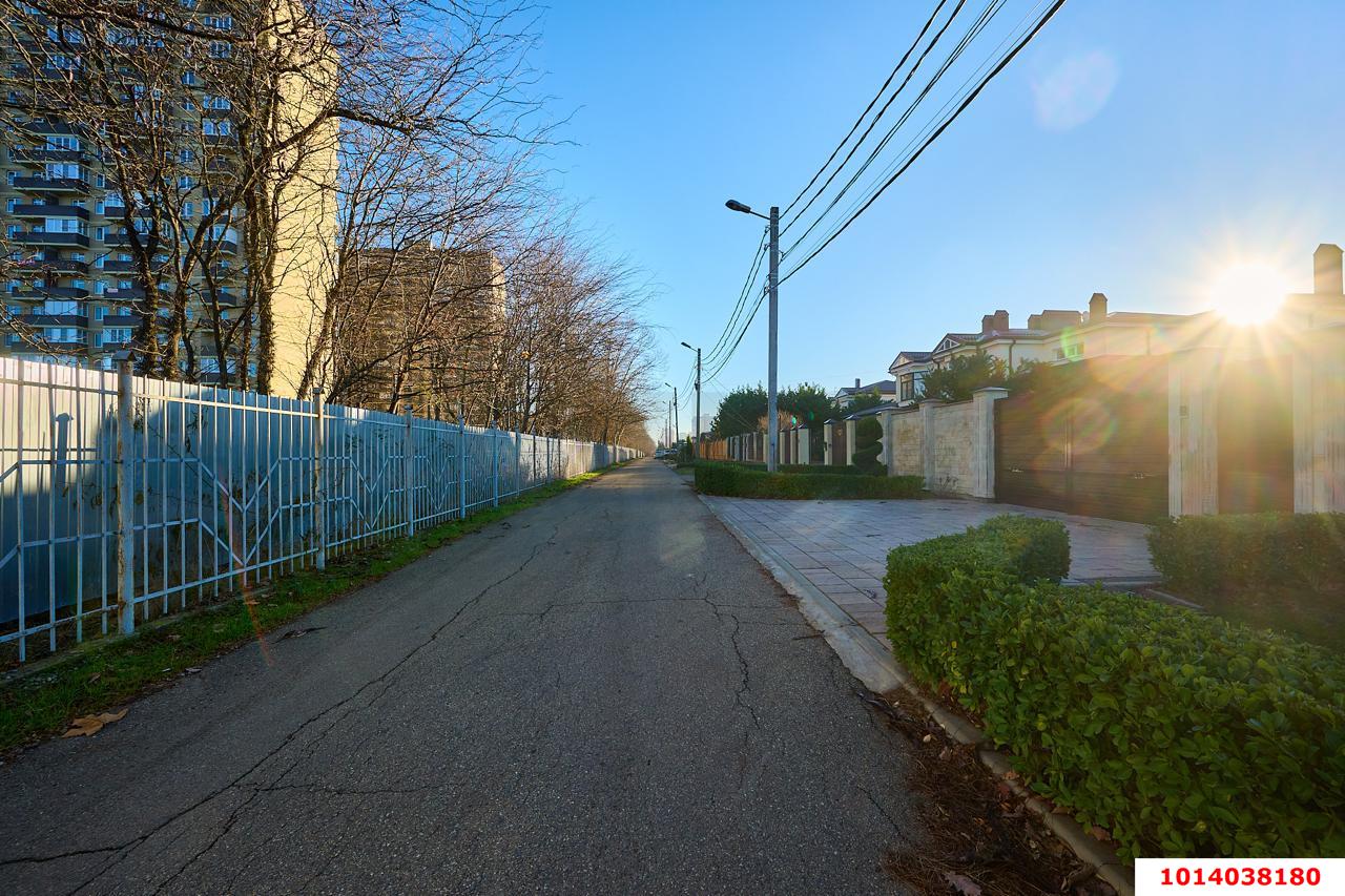 Фото №36: Дом 361 м² + 8.3 сот. - Краснодар, Новый, ул. Дубравная, 6