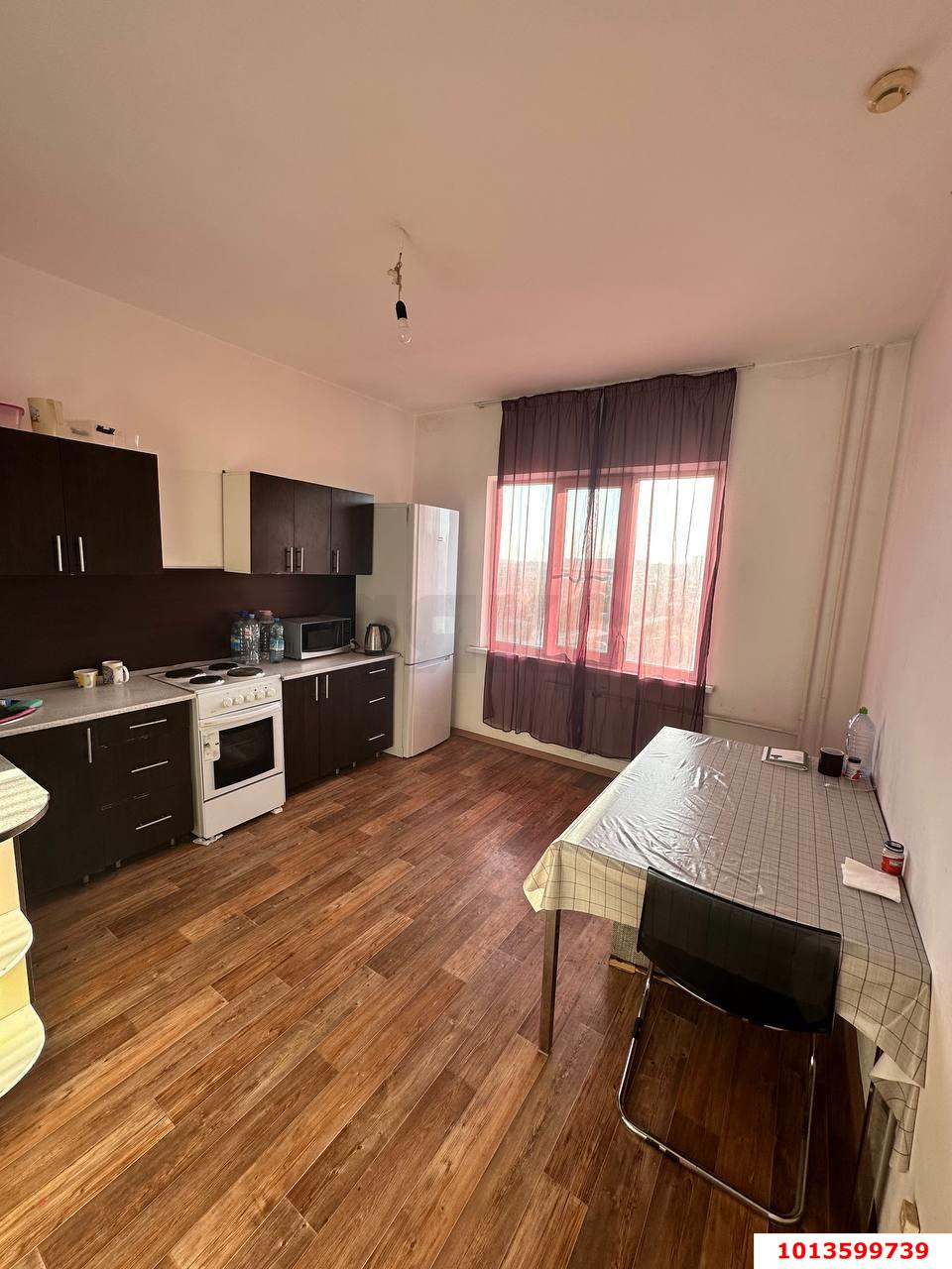 Фото №5: 2-комнатная квартира 75 м² - Краснодар, имени Маршала Жукова, ул. Александра Покрышкина, 2/1