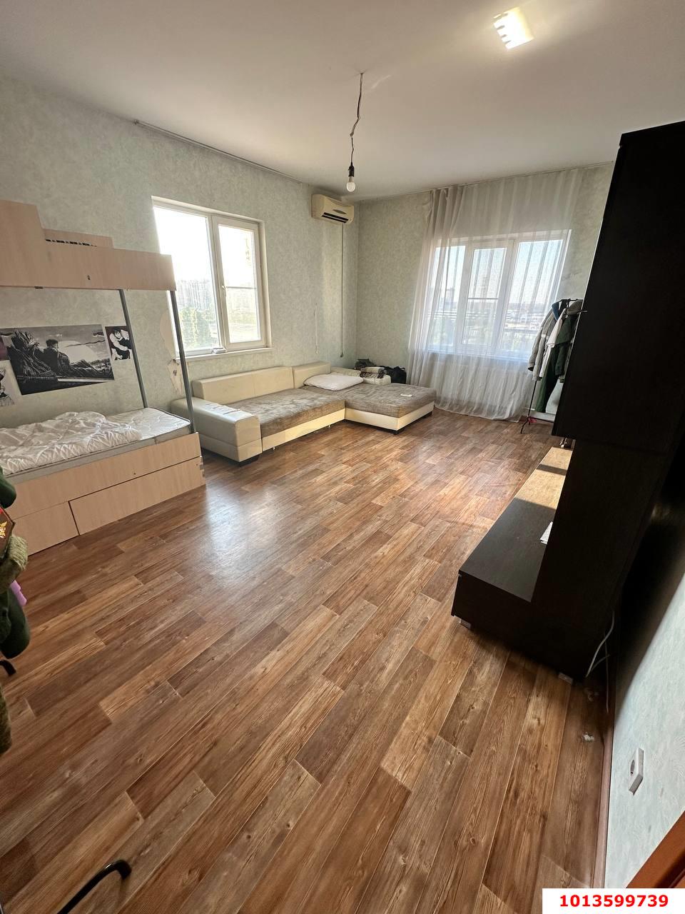 Фото №10: 2-комнатная квартира 75 м² - Краснодар, имени Маршала Жукова, ул. Александра Покрышкина, 2/1