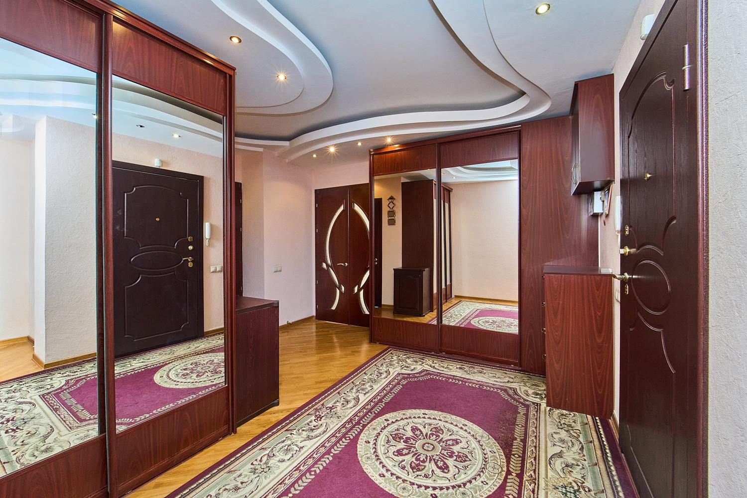 Фото №1: 3-комнатная квартира 120 м² - Краснодар, Прикубанский внутригородской округ, Отделение № 1 совхоза Солнечный, мкр. Фестивальный, ул. Атарбекова, 7