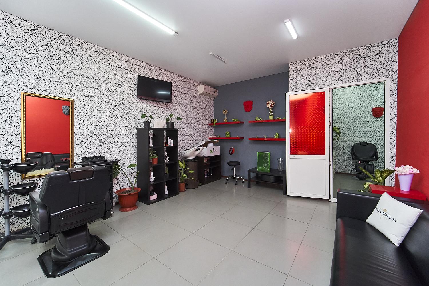 Фото №2: Дом 353 м² + 6 сот. - Ленина, Карасунский внутригородской округ, п. коттеджный  Виктория Престиж, ул. Налбандяна, 7