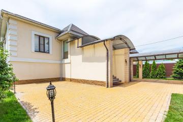 Фото №1: Дом 458 м² - Краснодар, мкр. Прикубанский внутригородской округ, ул. Безкровного, 35