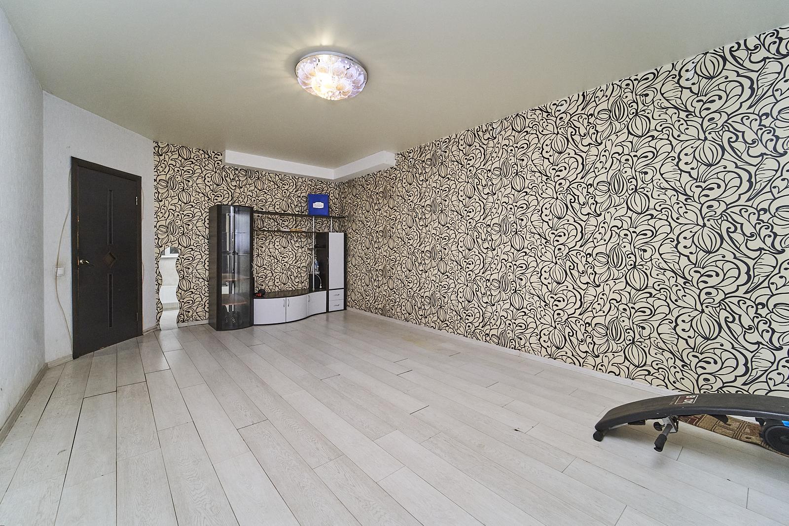 Фото №3: 2-комнатная квартира 77 м² - Краснодар, Прикубанский внутригородской округ, Калинино, мкр. Завод Радиоизмерительных Приборов, ул. Домбайская, 7