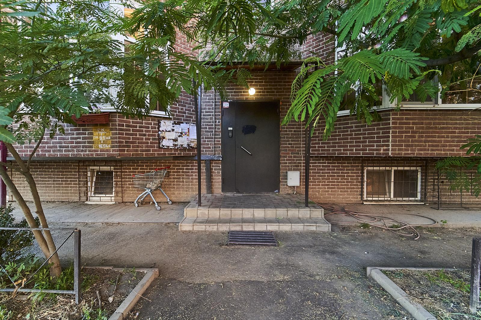 Фото №6: 2-комнатная квартира 77 м² - Краснодар, Прикубанский внутригородской округ, Калинино, мкр. Завод Радиоизмерительных Приборов, ул. Домбайская, 7