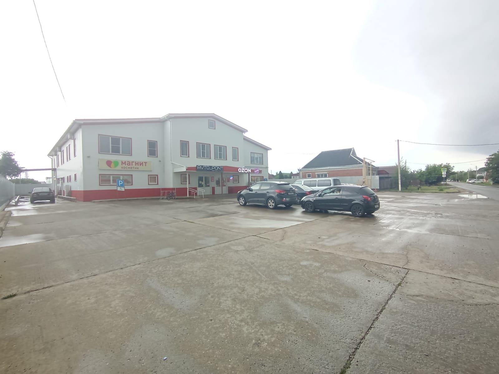 Фото №3: Коммерция 1500 м² - Васюринская, Карасунский внутригородской округ, мкр. жилой комплекс Империал, ул. Луначарского, 105