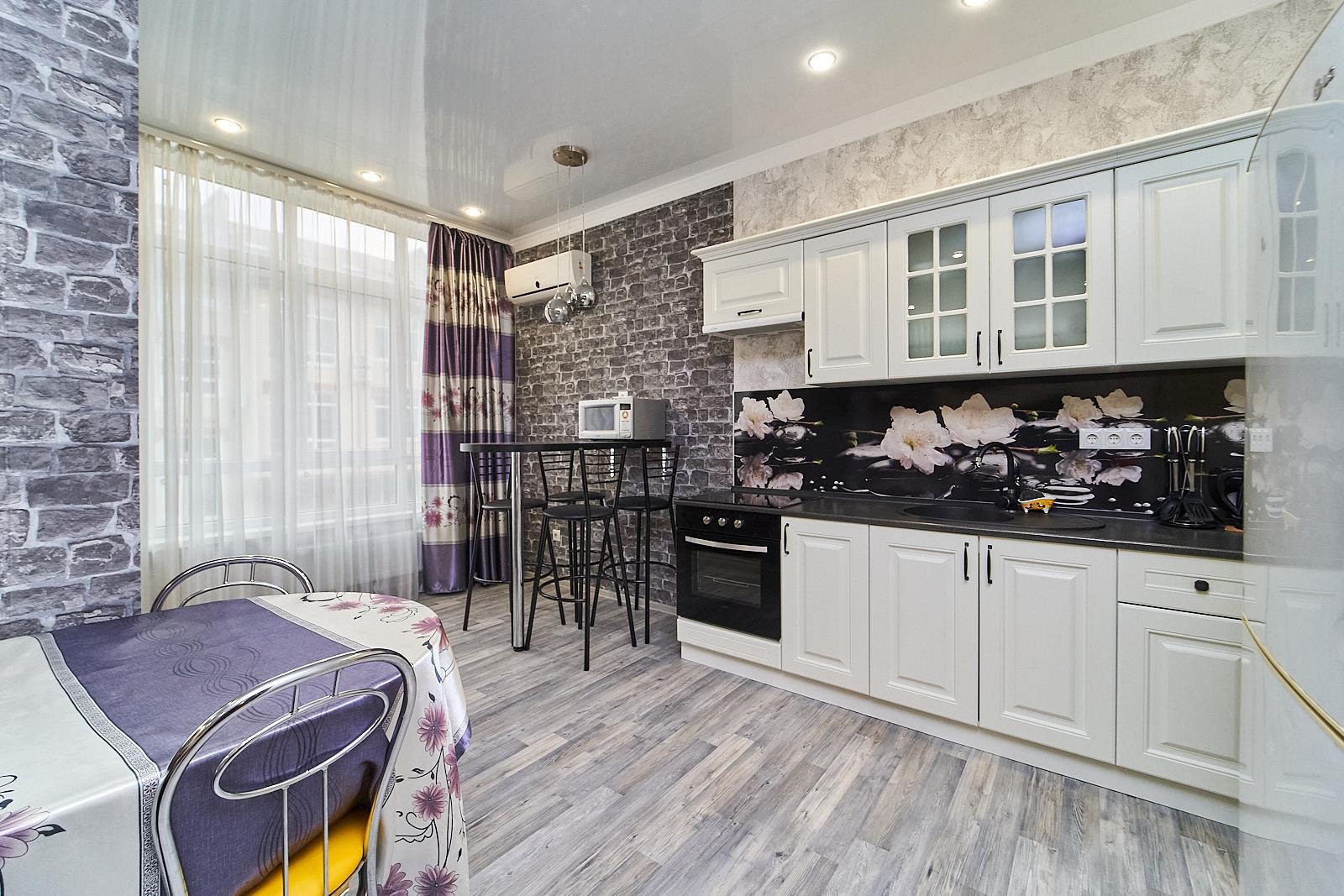 Фото №4: 1-комнатная квартира 42 м² - Краснодар, Поле Чудес, Прикубанский внутригородской округ, мкр. Фестивальный, ул. Сергея Михалёва, 2Б