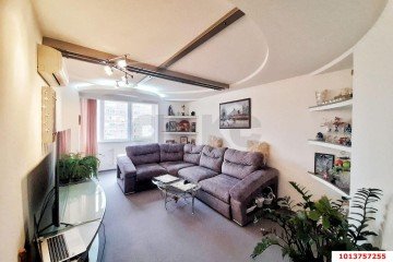Фото №1: 3-комнатная квартира 81 м² - Краснодар, мкр. Юбилейный, б-р Платановый, 2