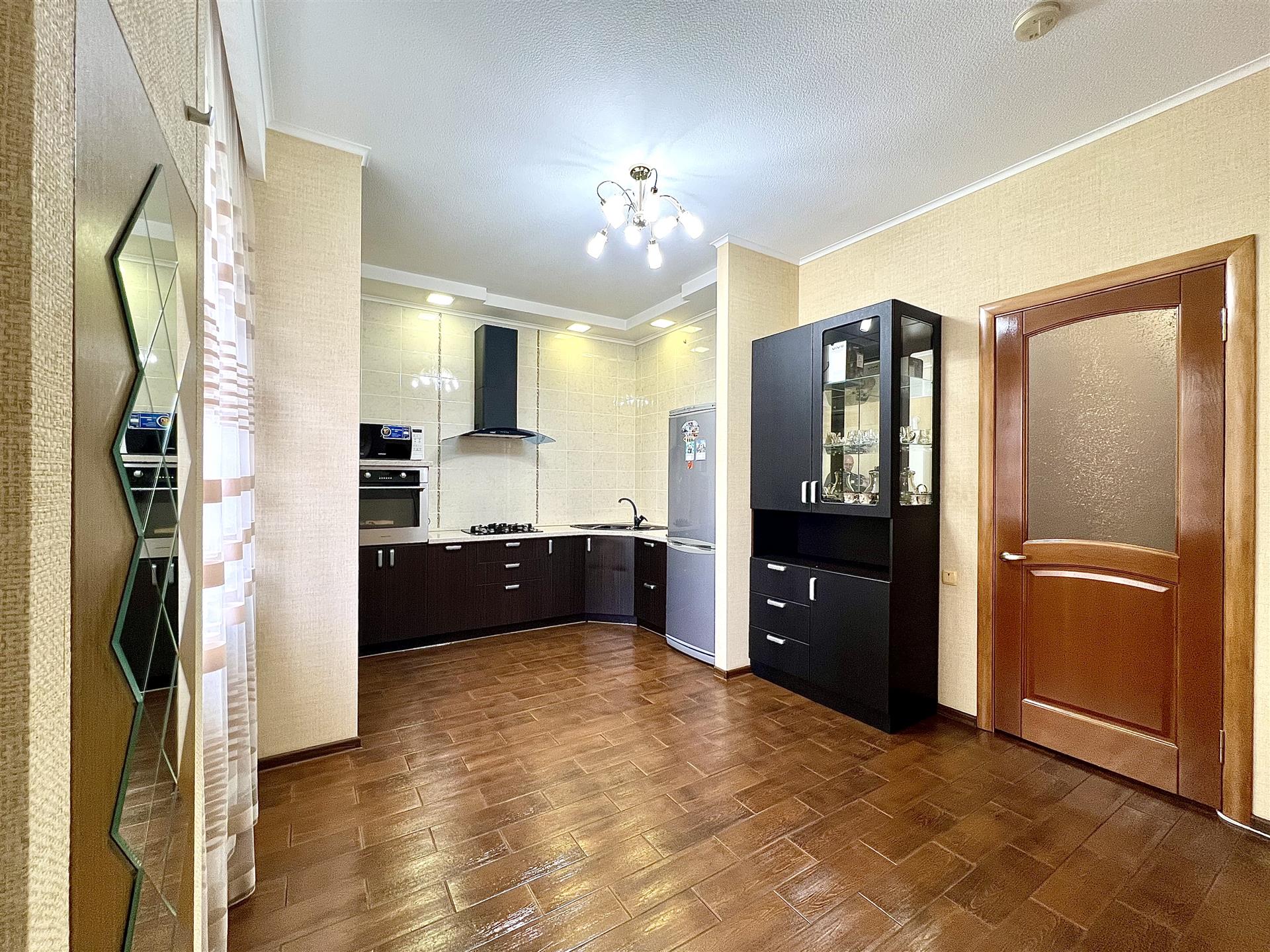 Фото №2: 1-комнатная квартира 63 м² - Краснодар, Прикубанский внутригородской округ, мкр. Восточно-Кругликовский, ул. Черкасская, 71