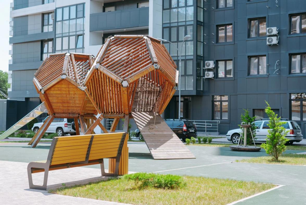 Фото №3: Коммерция 85 м² - Краснодар, Прикубанский внутригородской округ, Микрохирургии глаза, мкр. жилой комплекс Сограт, ул. Красных Партизан, 4/15