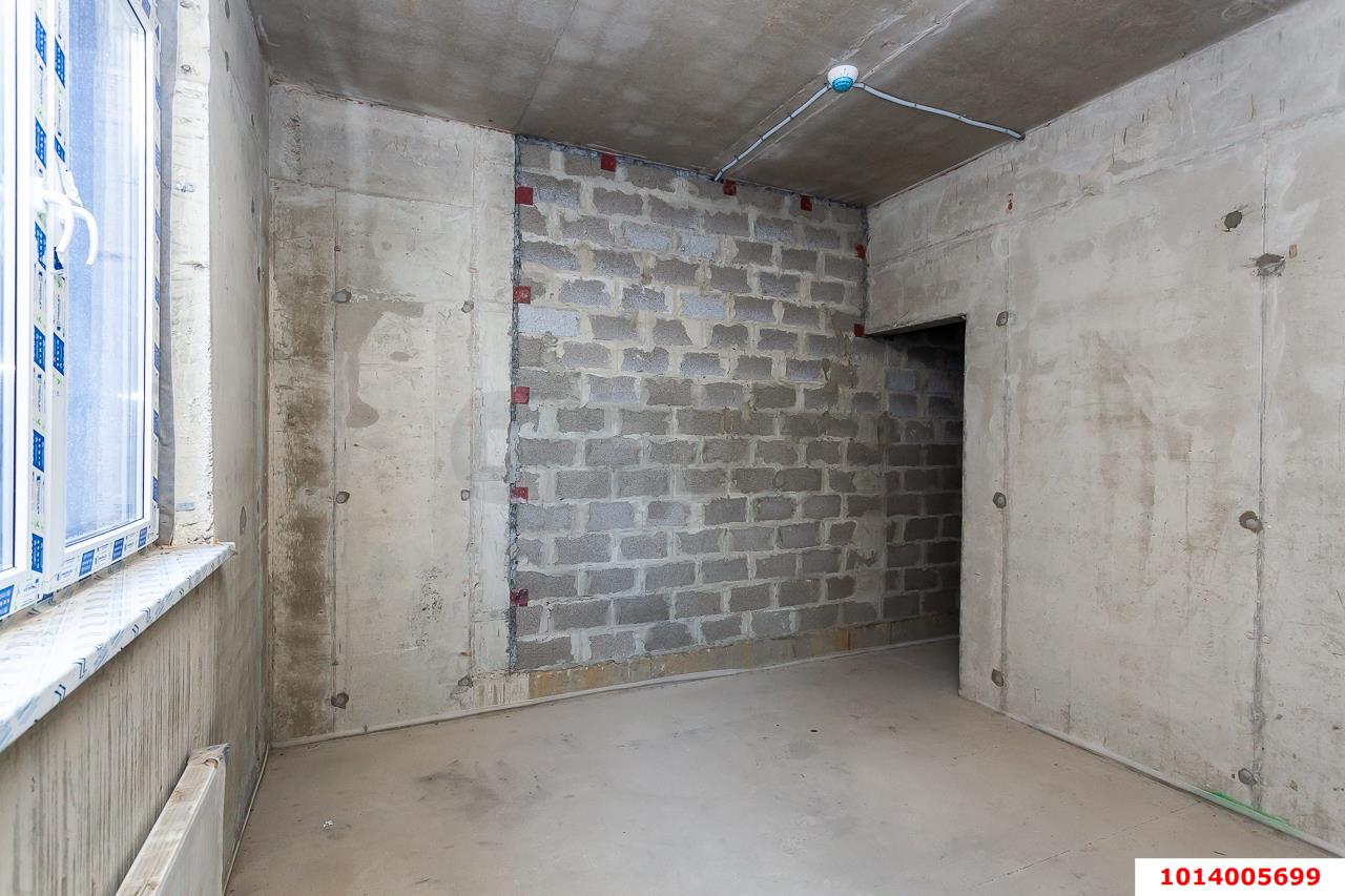 Фото №9: Торговое помещение 85 м² - Краснодар, жилой комплекс Сограт, ул. Красных Партизан, 4/15