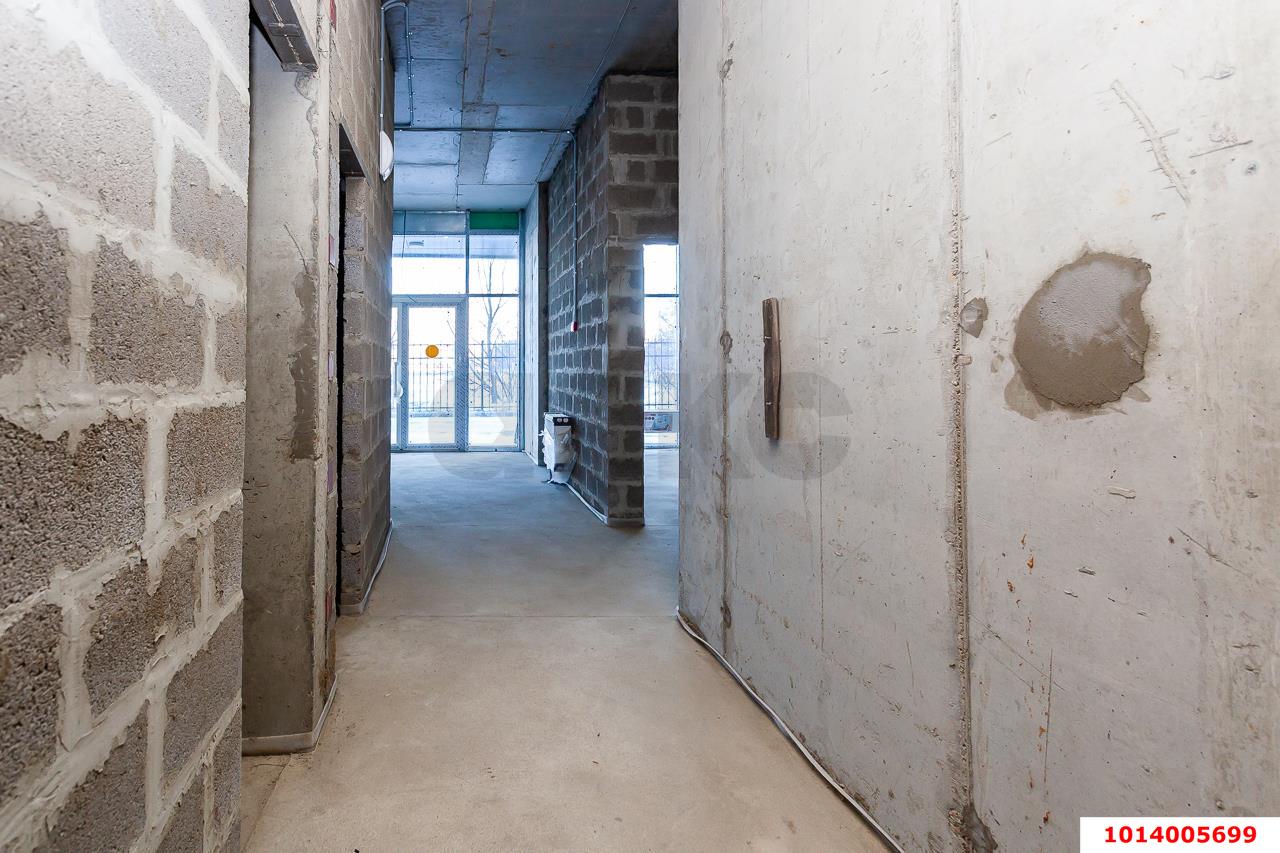 Фото №16: Торговое помещение 85 м² - Краснодар, жилой комплекс Сограт, ул. Красных Партизан, 4/15