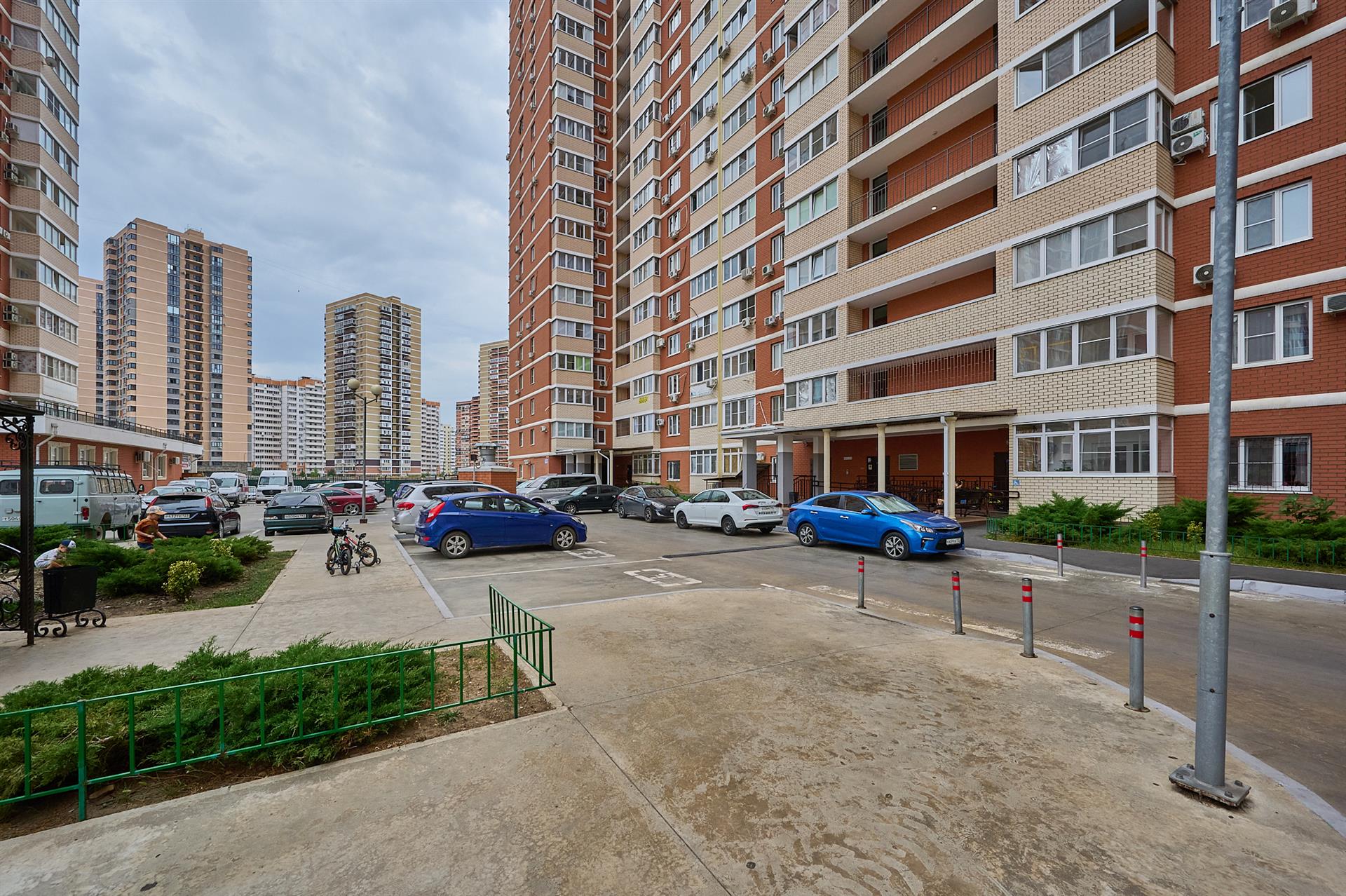 Фото №22: 2-комнатная квартира 80 м² - Краснодар, Карасунский внутригородской округ, жилой комплекс Поющие Фонтаны, мкр. Гидростроителей, ул. Невкипелого, 18к1