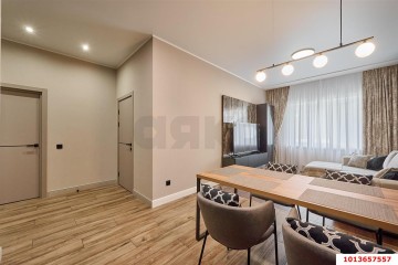 Фото №1: 2-комнатная квартира 80 м² - Краснодар, мкр. Гидростроителей, ул. Невкипелого, 18к1