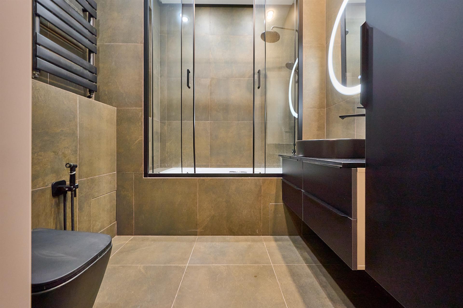 Фото №19: 2-комнатная квартира 80 м² - Краснодар, Карасунский внутригородской округ, жилой комплекс Поющие Фонтаны, мкр. Гидростроителей, ул. Невкипелого, 18к1