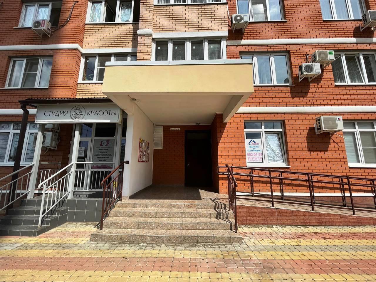 Фото №17: 2-комнатная квартира 70 м² - Краснодар, Карасунский внутригородской округ, мкр. Гидростроителей, ул. Автолюбителей, 52/5