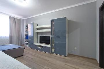 Фото №1: 2-комнатная квартира 70 м² - Краснодар, мкр. Гидростроителей, ул. Автолюбителей, 52/5